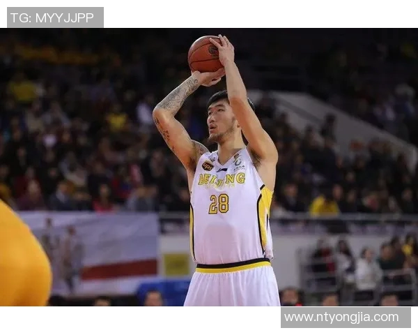 广州篮球队在选拔赛中以83分稳居积分榜首位展现强劲实力 广州篮球队在选拔赛中以83分稳居积分榜首位展现强劲实力