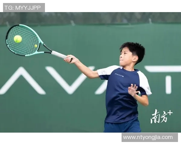 广州网球队整体表现分析:压制与失误的双重影响探讨 广州网球队整体表现分析:压制与失误的双重影响探讨